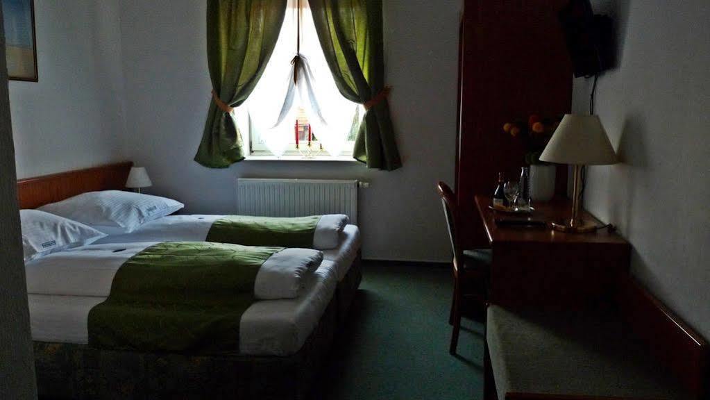 Hotel Abtshof Halberstadt Eksteriør bilde