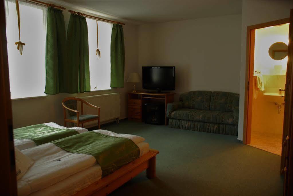Hotel Abtshof Halberstadt Eksteriør bilde
